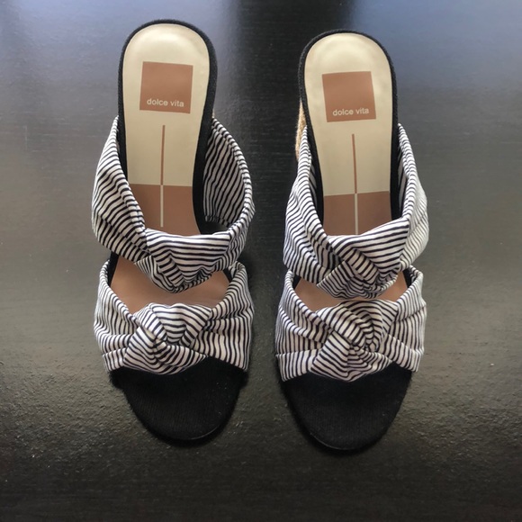 Dolce Vita Sandals - Picture 3 of 5